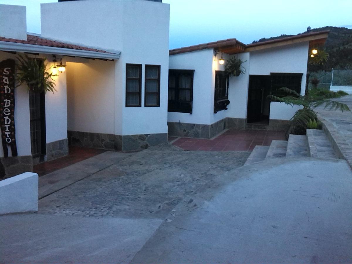San Benito Hotel ティバソサ エクステリア 写真